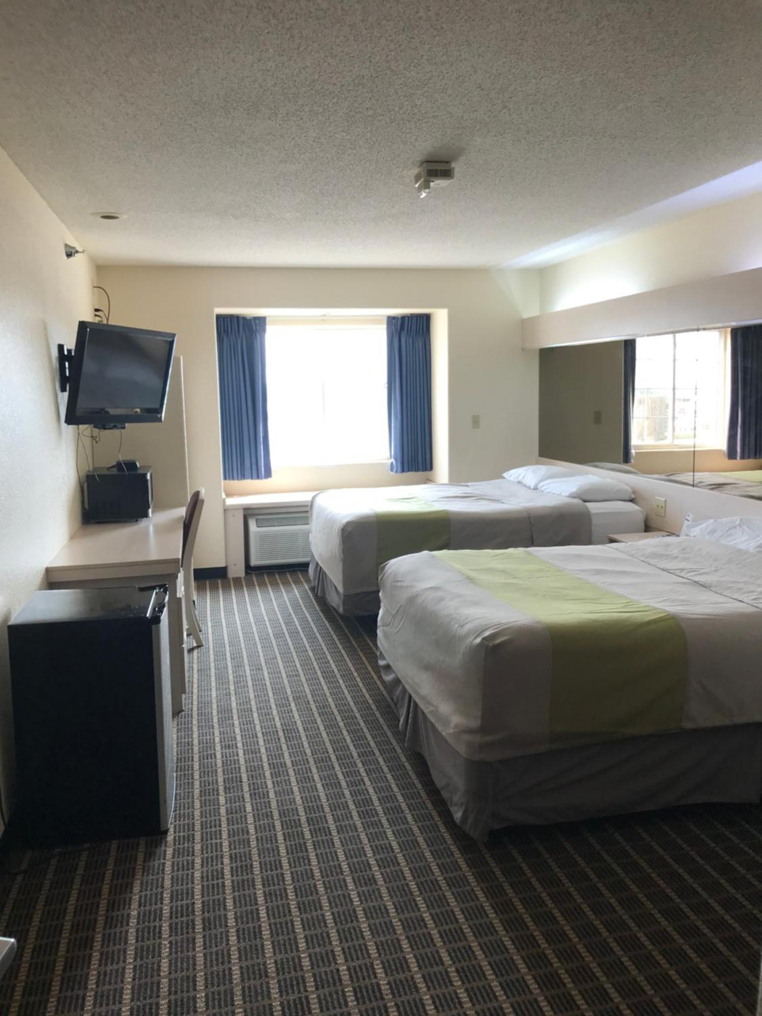 Chadron Inn & Suites Zewnętrze zdjęcie